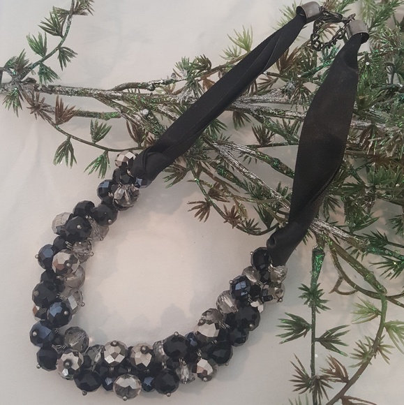 Express Jewelry - Express costume necklace